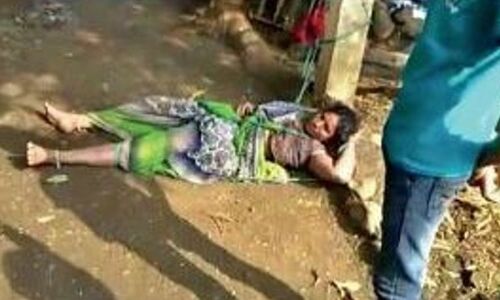 मध्य प्रदेश में पड़ोसियों ने महिला को खंभे से बांधकर पीटा, पहले भी बेटी से कर चुके थे छेड़खानी