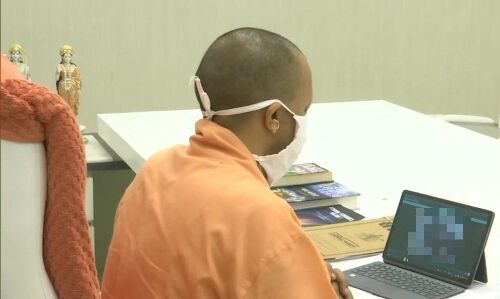 हाथरस गैंगरेप : यूपी पुलिस और यूपी सरकार को NHRC ने थमाया नोटिस, जिले में धारा 144 लागू