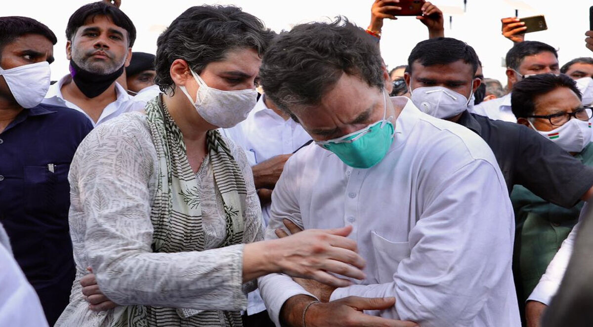 हाथरस के पीड़ित परिवार से मिलने पहुंचे राहुल गांधी से धक्का-मुक्की, जमीन पर गिरे