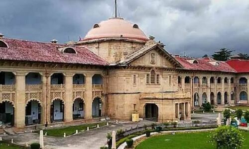 हाईकोर्ट ने हाथरस कांड का स्वतः संज्ञान लेकर जारी किया नोटिस, यूपी सरकार के कई वरिष्ठ अधिकारी तलब