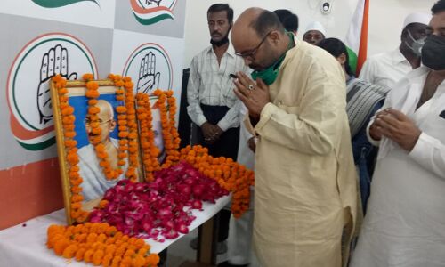 गांधी जयंती पर बोले अजय लल्लू- लोकतंत्र और भारत की बहुलतावादी संस्कृति पर हो रहा कुठाराघात