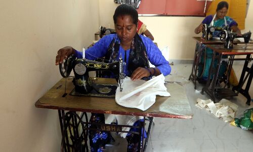 बिहार चुनाव : राजनीतिक शॉपिंग के लिए 2 से 3 घंटे में तैयार हो रहे कुर्ता-पायजामा, कार्यकर्ता भी कर रहे नेताजी बनने का शौक पूरा