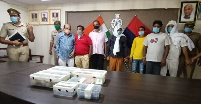 कानपुर में आईपीएल पर सट्टा लगवाते पकड़े गये 7 सटोरियों से भाजपा के सांसद-विधायक-मंत्रियों तक कनेक्शन