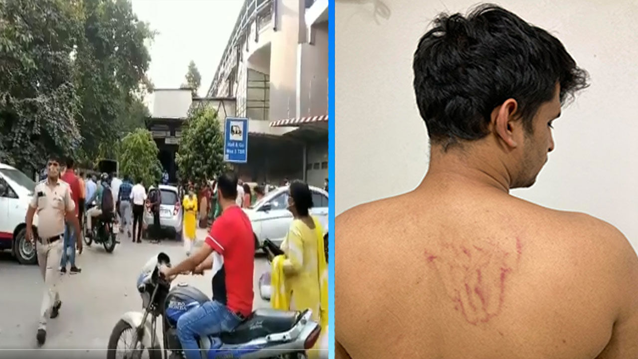 पुलिस स्टेशन के सामने विरोध कर रहे प्रदर्शनकारी गिरफ्तार, ACP पर CARVAN के पत्रकार को पीटने का आरोप