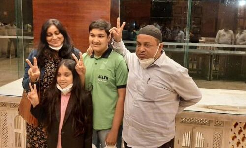 नीट की परीक्षा में शोएब आफताब 100% अंक लाकर बने टाॅपर, सुदर्शन वाला नालायक अब नीट जिहाद न कहने लगे