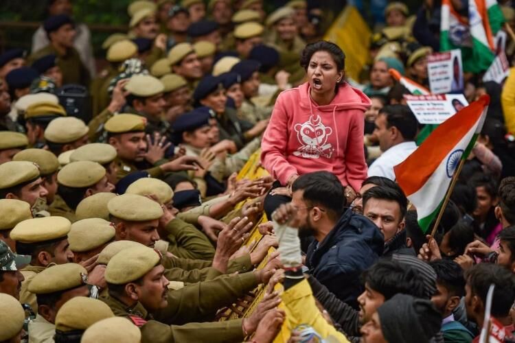 सुप्रीम कोर्ट का फैसला और भारत में जनता के विरोध प्रदर्शन का अनिश्चित भविष्य