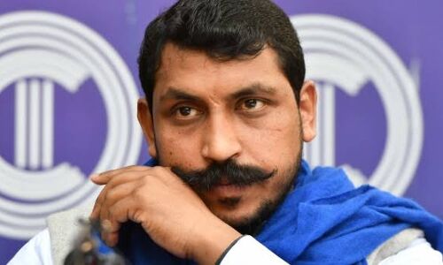 भीम आर्मी प्रमुख चंद्रशेखर आजाद बोले-सच से डरती है सरकार, दो डॉक्टरों को सच बोलने पर हटा दिया