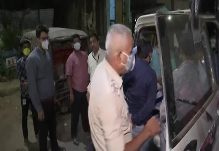 बीच चुनाव बिहार कांग्रेस के कार्यालय पर आयकर विभाग का छापा, गोहिल व सुरजेवाला से पूछताछ