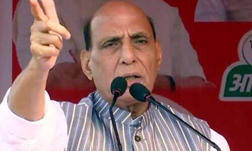 लालू प्रसाद के गढ़ और तेजस्वी के चुनाव क्षेत्र में पुलवामा कांड को लेकर राजनाथ सिंह ने किया राहुल गांधी पर तंज