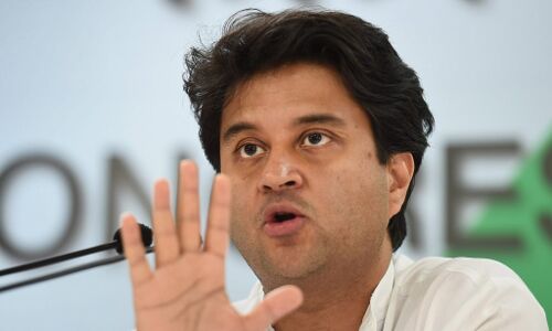 मध्य प्रदेश उपचुनाव: आखिर सिंधिया ने क्यों कहा हाँ मैं कुत्ता हूँ, जानिए, क्या है पूरा मामला