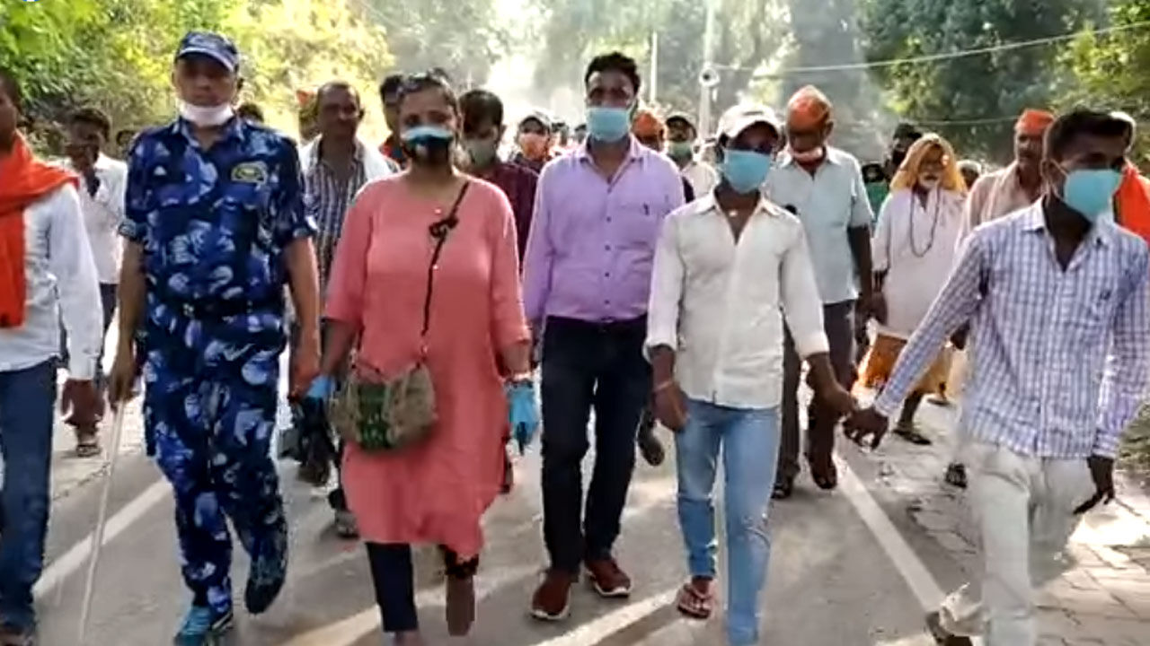 PM मोदी की रैली कवर करने पहुंची महिला पत्रकार मॉब लिंचिंग से बाल-बाल बचीं, सोशल मीडिया पर साझा किया अपना दर्द