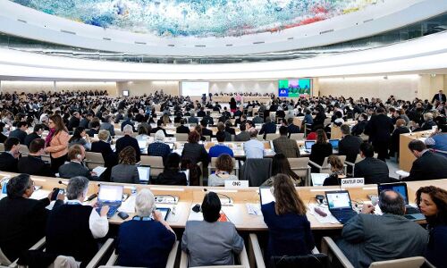 आग लगाने वालों को अग्निशमन विभाग का जिम्मा, दुनियाभर में मानवाधिकार की निगरानी करेंगे ये देश