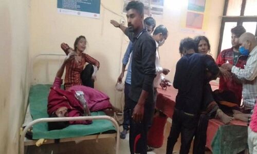 उप्र : कुशीनगर पटाखा गोदाम में आग लगने से अब तक 4 की मौत, आधा दर्जन से ज्यादा घायल