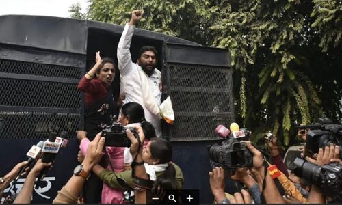 पुलिस की गोली और लाठी के बल पर दबायी जा रही कांग्रेस की आवाज- अजय कुमार लल्लू