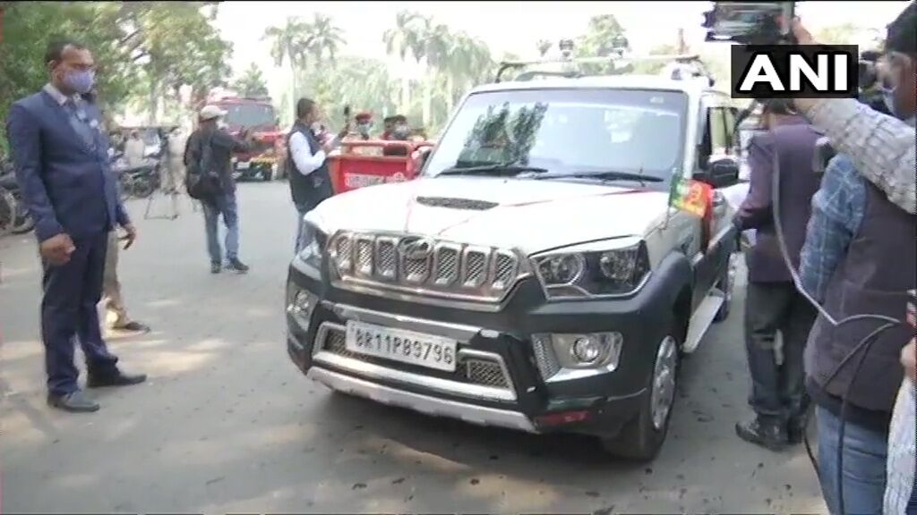 बिहार में सरकार गठन : राजनाथ के साथ पहुंचे सुशील मोदी, नीतीश चुने गए जदयू विधानमंडल दल के नेता