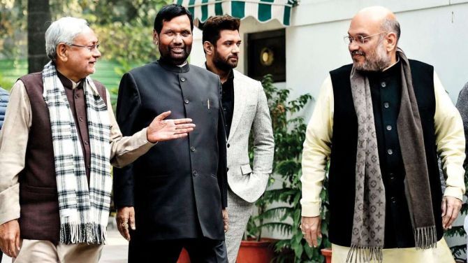 बिहार : एनडीए से रार के बाद चिराग के लिए पिता रामविलास की राज्यसभा सीट बचाना भी मुश्किल