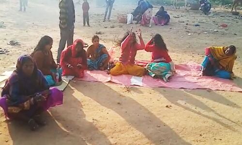 अंधविश्वास का मेला: हर साल पहुंचती हैं हजारों चुड़ैल, मत्था टेकने आते हैं IAS-PCS