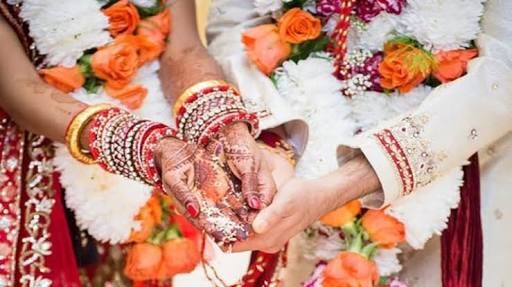 शादी समारोह में सरकार की नाफरमानी का दिखा असर, मेरठ में दर्ज हुआ पहला मुकदमा