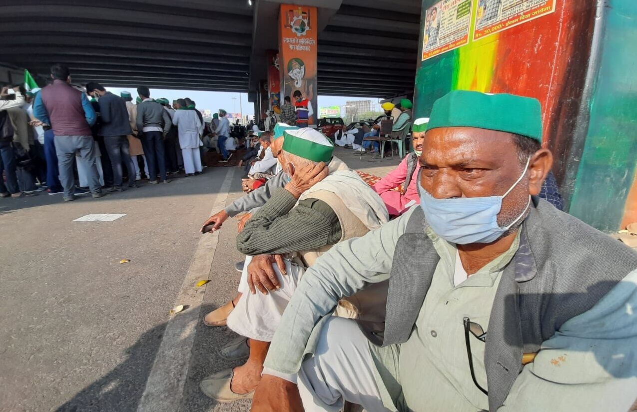 किसानों के प्रदर्शन पर सरकार की पैनी निगाह, RAF जवान मोबाइल फोन कैमरे से कर रहे निगरानी