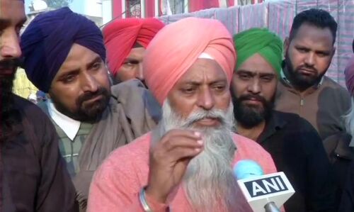 #FarmersProtest वार्ता के बहाने आंदोलन को तोड़ने का आरोप, पंजाब के सीएम कैप्टन अमरिंदर अमित शाह से मिलने पहुंचे #FarmersProtest वार्ता के बहाने आंदोलन को तोड़ने का आरोप, पंजाब के सीएम कैप्टन अमरिंदर अमित शाह से मिलने पहुंचे