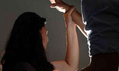 यूपी के अलीगढ़ में क्राइम ब्रांच के दरोगा ने महिला SPO को बनाया हवस का शिकार