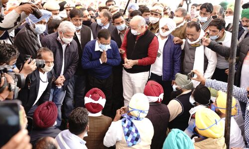 आम आदमी पार्टी का बड़ा आरोप, अमित शाह ने मुख्यमंत्री अरविंद केजरीवाल को करवाया हाउस अरेस्ट