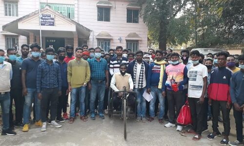 झारखंड में फिर थानेदार ने की गुंडागर्दी, इस बार शिकार हुआ आदिवासी दिव्यांग छात्र, बेरहमी से पिटाई कर चार दिन थाने में रखा