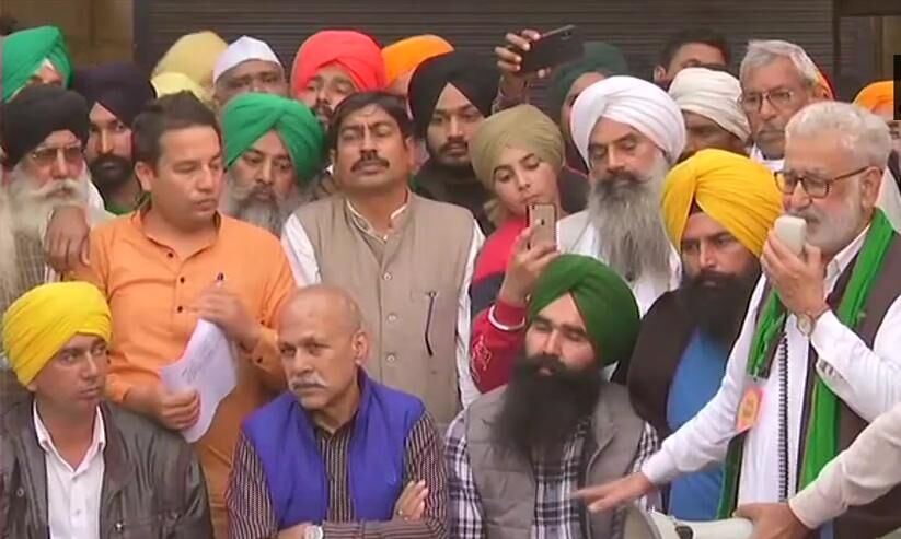 किसान आंदोलन : दिल्ली से लगे दो अहम हाइवे जाम करेंगे किसान, राष्ट्रपति से मिला विपक्ष