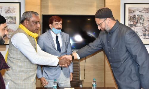 यूपी चुनाव : ओवैसी ने ओपी राजभर से किया गठजोड़, शिवपाल को भी मोर्चे में शामिल करने की कोशिश