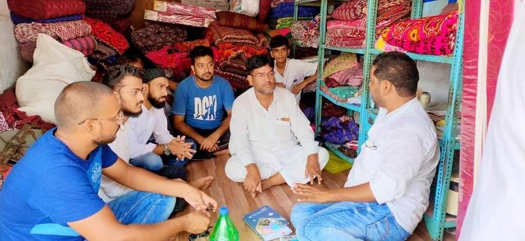 CAA : होर्डिंग, गैंगेस्टर, गुंडा एक्ट, जिलाबदर, रासुका से लड़ता-भिड़ता मऊ