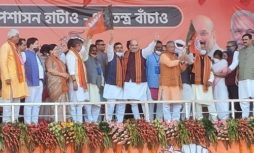 पश्चिम बंगाल : शुभेंदु अधिकारी, 9 विधायक, एक सांसद सहित दो दर्जन नेता भाजपा में शामिल