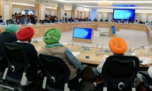 RTI से चौंकाने वाला खुलासा, मोदी सरकार के पास किसान संगठनों के साथ बैठकों का कोई रिकॉर्ड नहीं