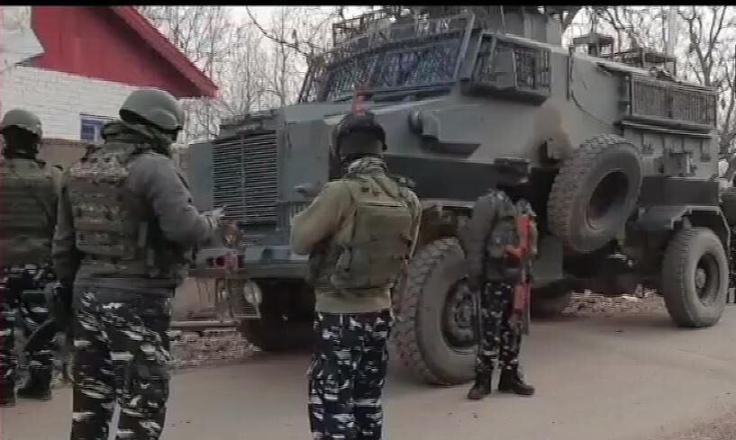 शोपिया मुठभेड़ में मारे गए दो आतंकवादी, ऑपरेशन जारी : जम्मू कश्मीर जोन पुलिस