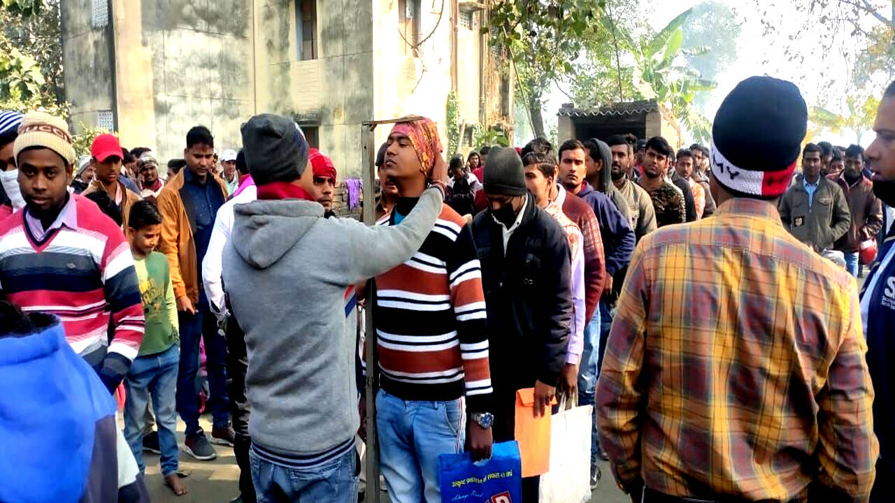 सरकारी विभागों में करीब एक करोड़ रिक्त पद, मगर संसद में पेश बजट में इनका जिक्र तक नहीं किया मोदी सरकार ने