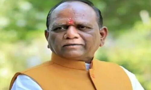 गुजरात : आदिवासी हितों का सवाल उठाने वाले भाजपा सांसद मनसुख वसावा ने ले लिया इस्तीफा वापस