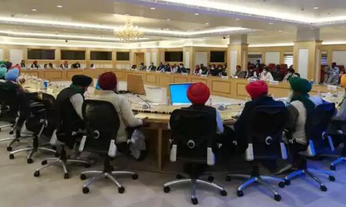 BREAKING : कृषि कानून वापस नहीं लेगी मोदी सरकार, 15 जनवरी को दी वार्ता की अगली तारीख