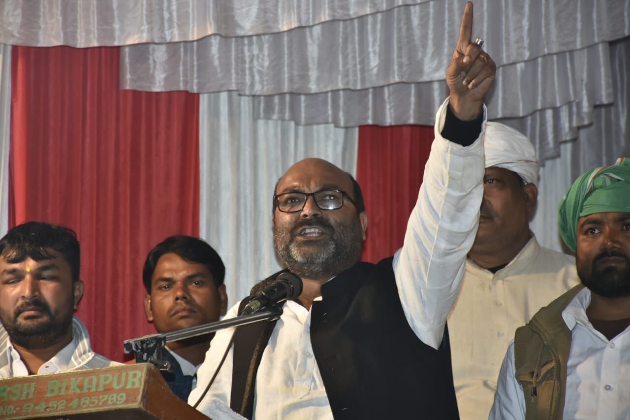 राजधानी लखनऊ अपराधियों और गैंगस्टरों के गैंगवार का बन चुका है सुरक्षित स्थल : अजय कुमार लल्लू राजधानी लखनऊ अपराधियों और गैंगस्टरों के गैंगवार का बन चुका है सुरक्षित स्थल : अजय कुमार लल्लू