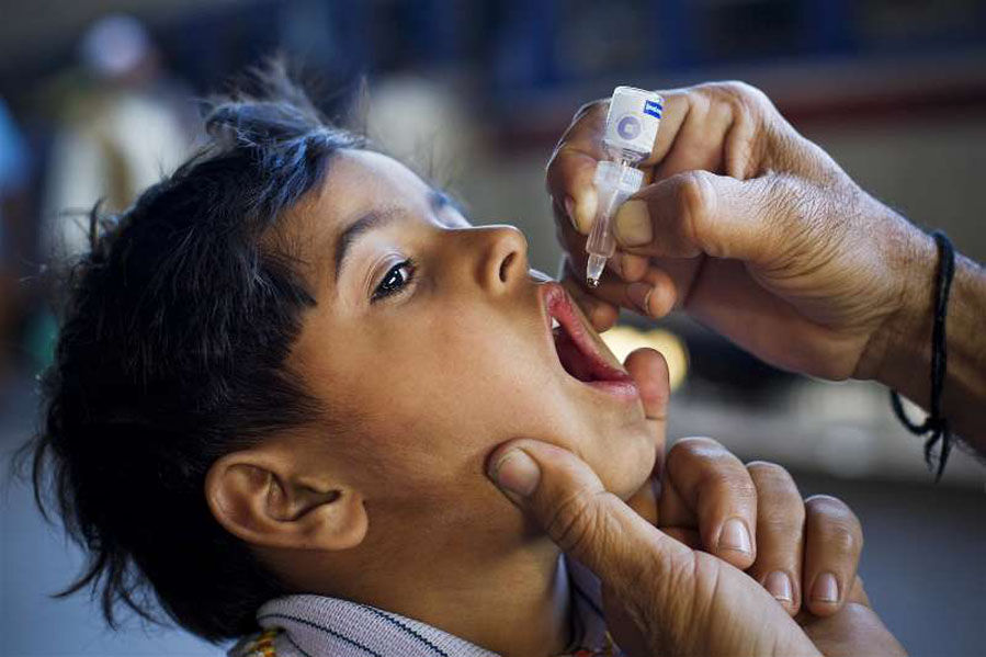 कोरोना टीकाकरण अभियान के लिए मोदी सरकार ने रोका पल्स पोलियो टीकाकरण अभियान