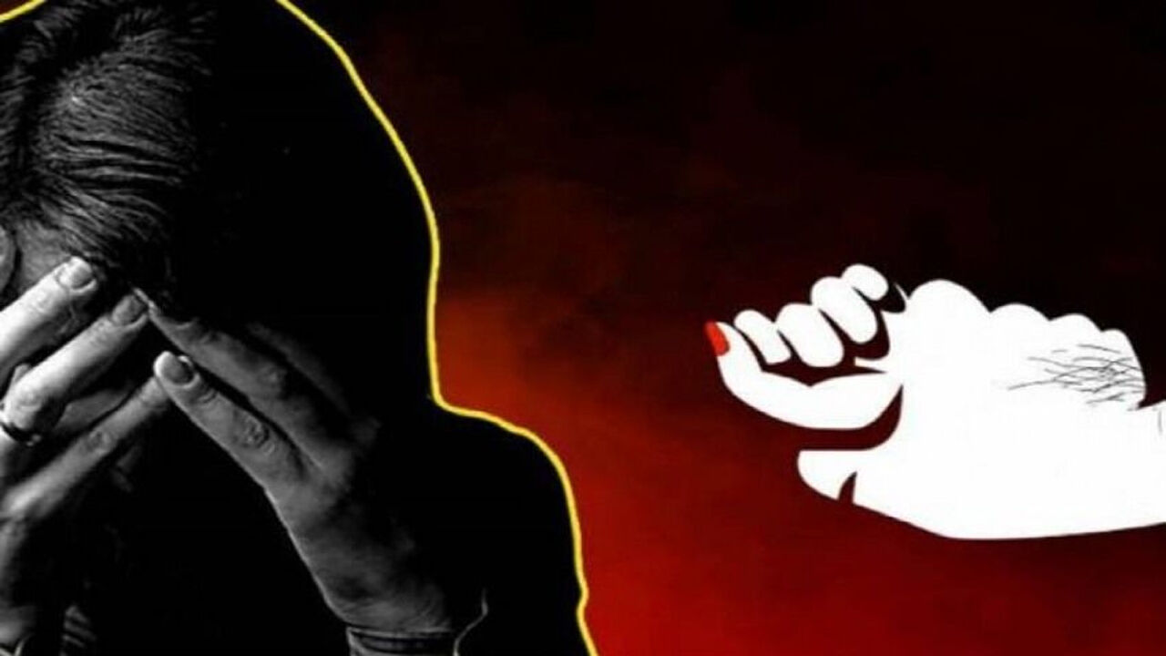 मध्यप्रदेश में दोहराया गया बदायूं गैंगरेप कांड, विधवा के प्राइवेट पार्ट में सरिया डाला मध्यप्रदेश में दोहराया गया बदायूं गैंगरेप कांड, विधवा के प्राइवेट पार्ट में सरिया डाला