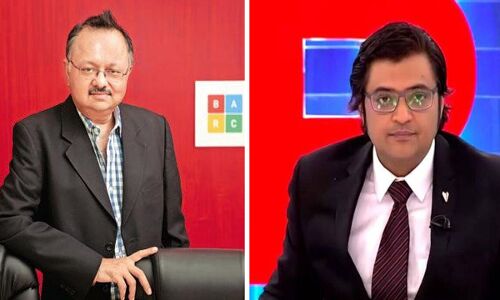 अर्णब गोस्वामी व बार्क सीइओ रहे पार्थाे दासगुप्ता का वाट्सएप चैट लीक, प्रशांत भूषण ने शेयर कर कहा - जेल भेजवाने के लिए काफी