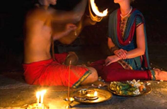 संतान न होने पर तांत्रिक बोला घर में है बुरा साया, इलाज के लिए महिला को बुला किया सामूहिक दुष्कर्म संतान न होने पर तांत्रिक बोला घर में है बुरा साया, इलाज के लिए महिला को बुला किया सामूहिक दुष्कर्म