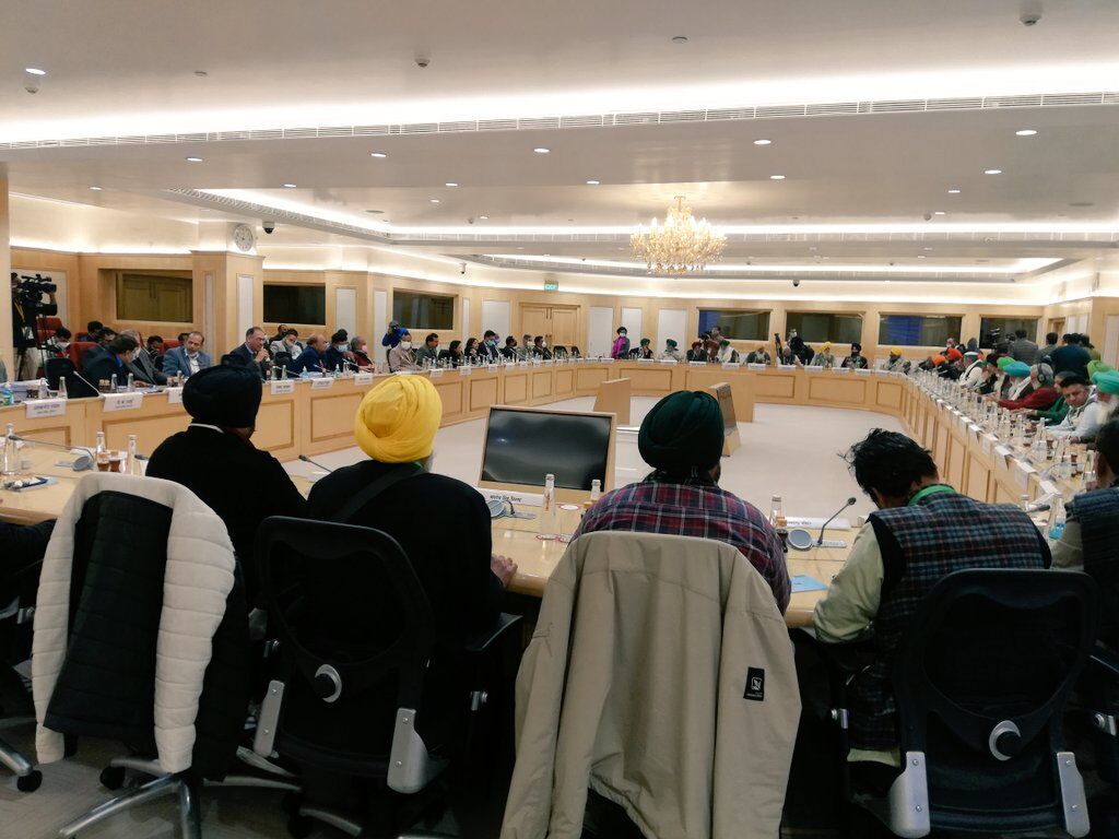 किसान नेताओं और मोदी सरकार के बीच 11वें दौर की वार्ता बेनतीजा, दो साल के लिए सरकार कृषि कानून रोकने को तैयार