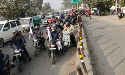 किसान आंदोलन के समर्थन में उत्तराखंड में मज़दूरों ने निकाली बाइक रैली, राष्ट्रपति को भेजा ज्ञापन