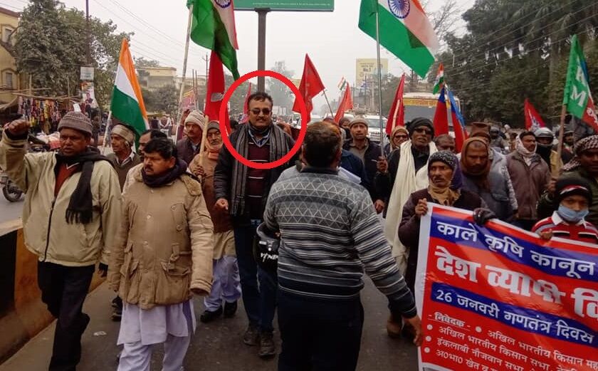 किसानों के समर्थन में पैदल मार्च निकालने पर UP पुलिस ने वामपंथी नेता चतुरानन ओझा, बाबूराम विश्वकर्मा और  विजय जुआठा को भेजा जेल