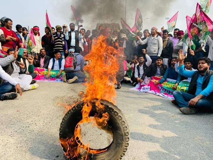 चक्का जाम का बिहार में मिला जुला असर, विपक्षी दल भी सड़क पर उतरे, कई जगह  लगा रहा जाम