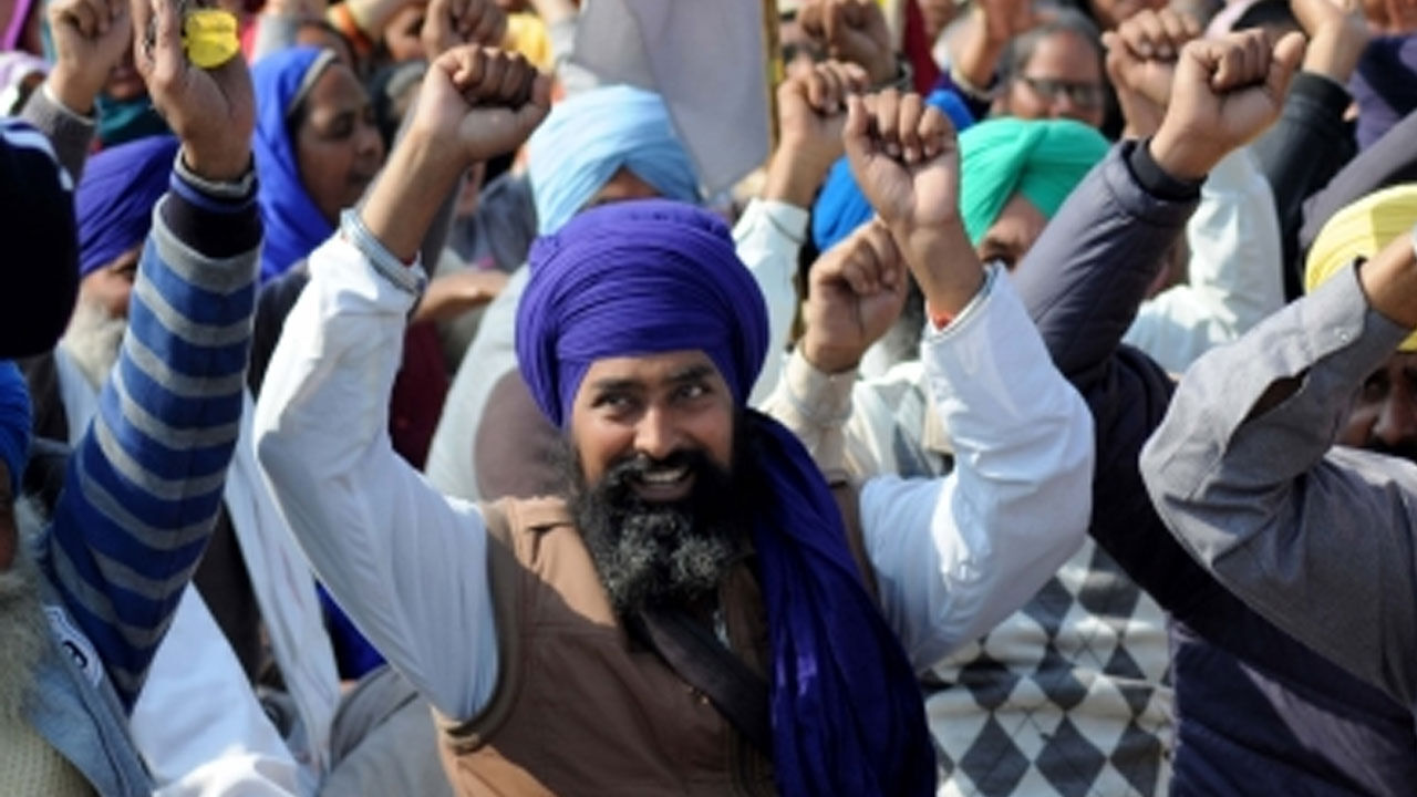 किसान आंदोलन का आज 74वां दिन, आंदोलन को लंबी अवधि तक जारी रखने के लिए रणनीति में बदलाव