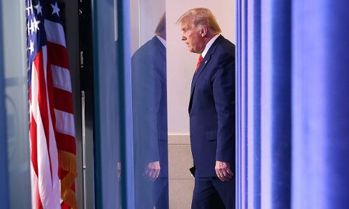 दो बार महाभियोग का सामना करने वाले पहले शख्स बने ट्रंप, सीनेट में दूसरे ट्रायल को मंजूरी दो बार महाभियोग का सामना करने वाले पहले शख्स बने ट्रंप, सीनेट में दूसरे ट्रायल को मंजूरी