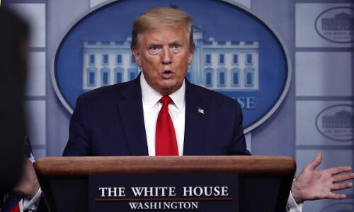 एलन मस्क ने डोनाल्ड ट्रंप का ट्विटर अकाउंट किया बहाल, अहम सवाल - क्या ट्रंप ट्विटर पर वापस लौटैंगे? एलन मस्क ने डोनाल्ड ट्रंप का ट्विटर अकाउंट किया बहाल, अहम सवाल - क्या ट्रंप ट्विटर पर वापस लौटैंगे?