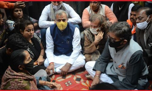 रिंकू शर्मा के परिवार से मिले BJP के राष्ट्रीय उपाध्यक्ष, कहा मृतक की मां चाहती हैं हत्यारों को मिले फांसी