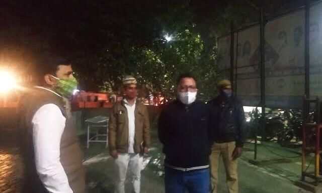 Breaking : यूपी के उन्नाव के खेत में दुपट्टे से बंधी मिलीं 3 दलित लड़कियां, दो की मौत, मची सनसनी Breaking : यूपी के उन्नाव के खेत में दुपट्टे से बंधी मिलीं 3 दलित लड़कियां, दो की मौत, मची सनसनी